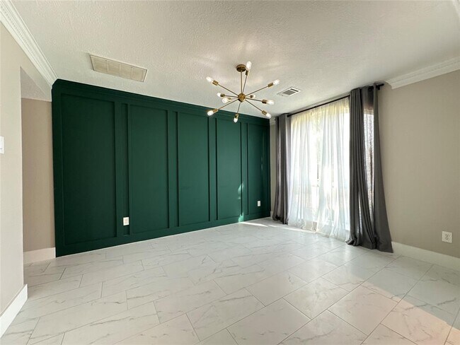 Building Photo - 11407 Sagecreek Dr