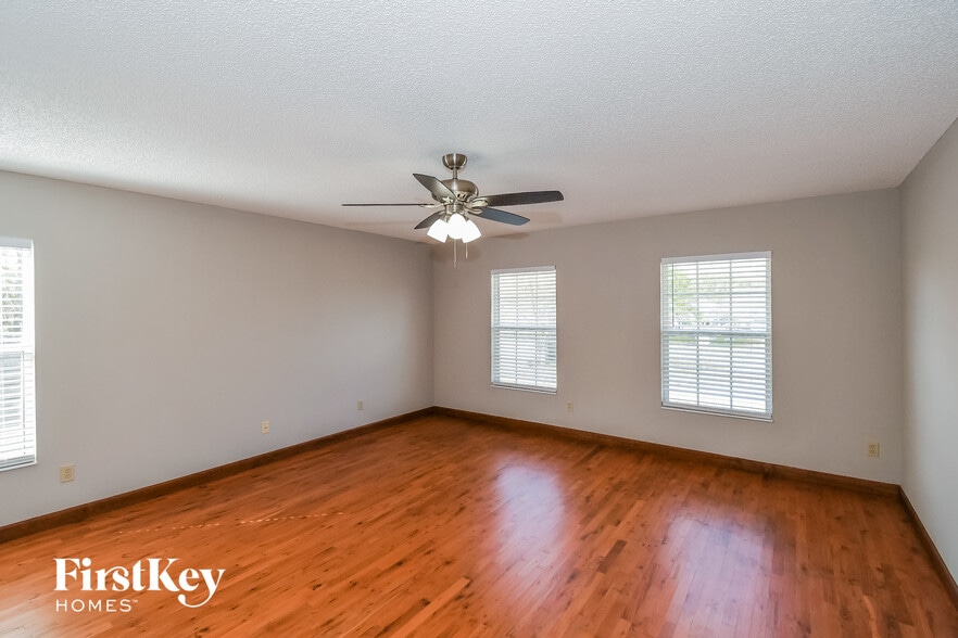 Building Photo - 5324 Downington Dr