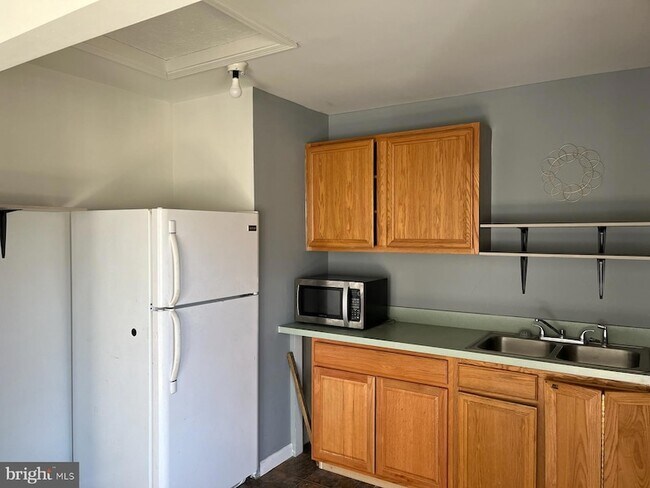 Building Photo - 24 Ora Lee Ct