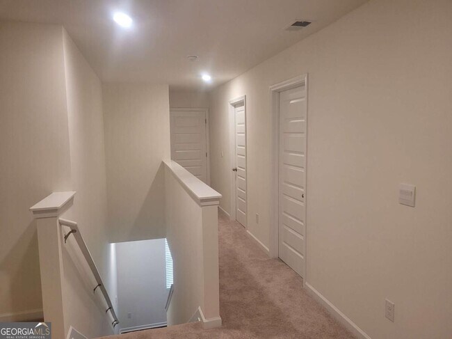Building Photo - 2021 Vidalia Ct