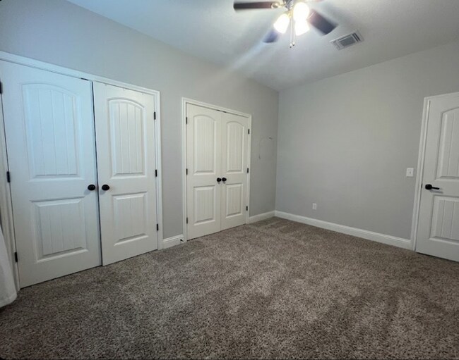 Building Photo - AVAILABLE NOW; APPLY AT OUR WEBSITE TODAY!!