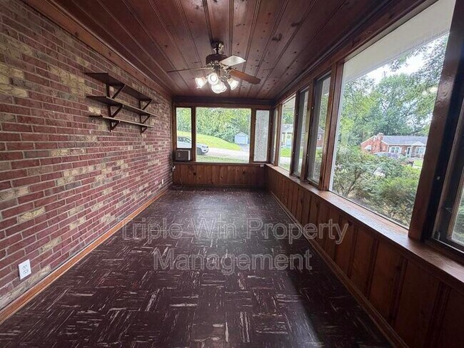 Building Photo - 8423 Korea Dr