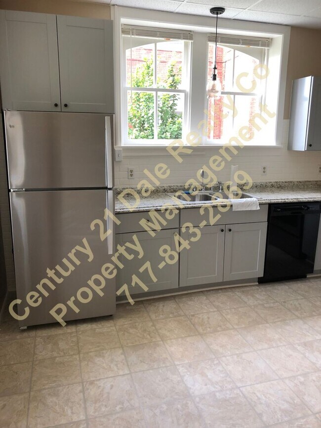 Building Photo - Renovated 2 Bedroom in Spring Grove, PA