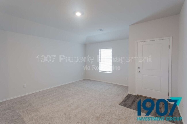 Building Photo - 1413 Lexi Dr