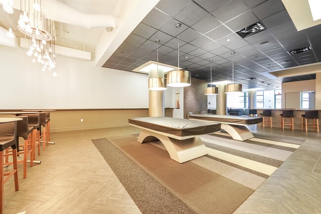 Building Photo - 50 Dey St