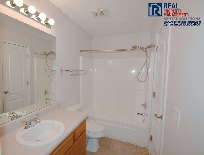 Building Photo - 6028 Sagi Cir