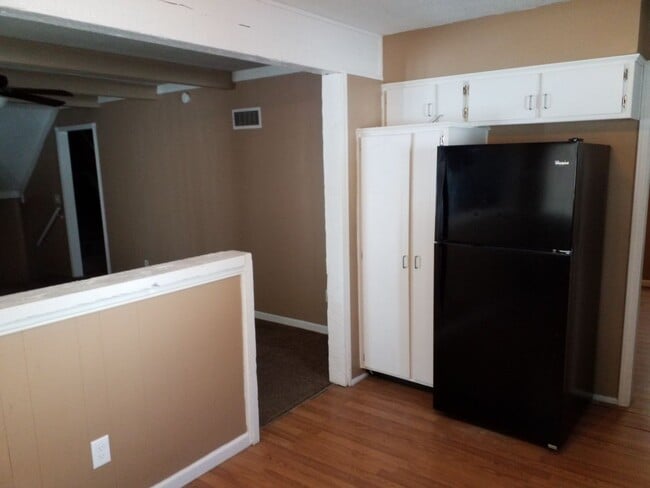 Building Photo - 10013 N Harrison Dr