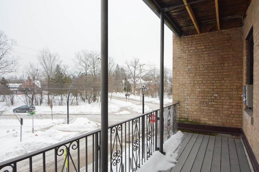 Building Photo - 730 Judson Ave