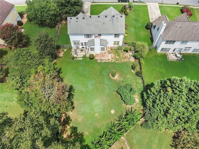 Building Photo - 7810 Brookwood Way