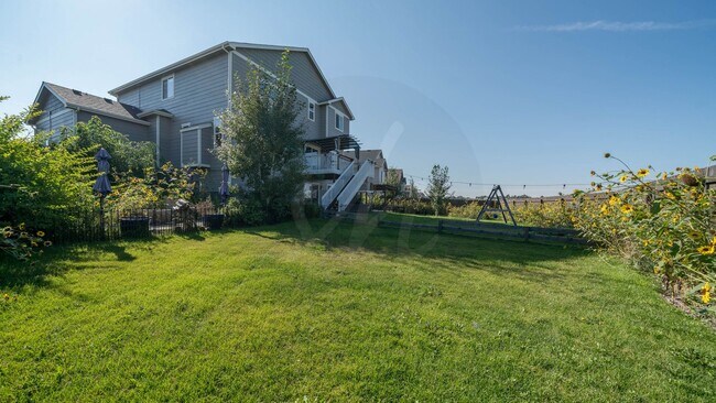 Building Photo - Stunning Two-Story in Desirable Lorson Ranch