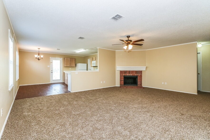 Building Photo - 8608 Serenity Way