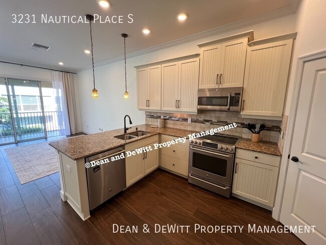 Building Photo - 3231 Nautical Pl S