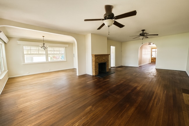 Building Photo - 126 Masterpiece Rd
