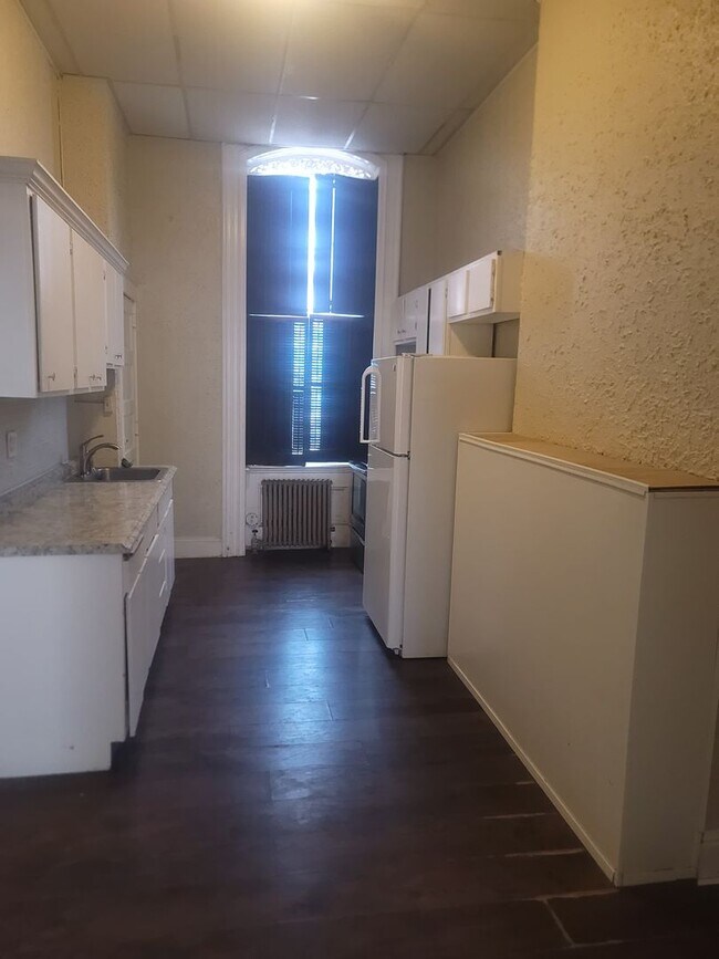 Building Photo - 49-51 West Market Street