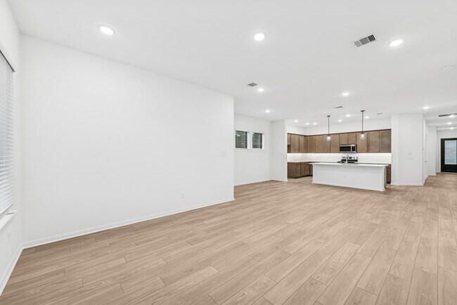 Building Photo - 326 Prairie Warbler St