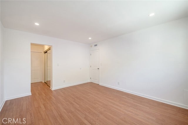 Building Photo - 823 E Wilson Ave