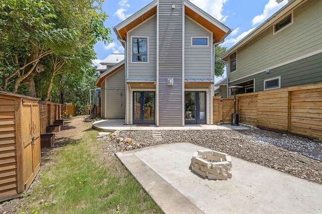 Building Photo - 3116 Sacbe Cove