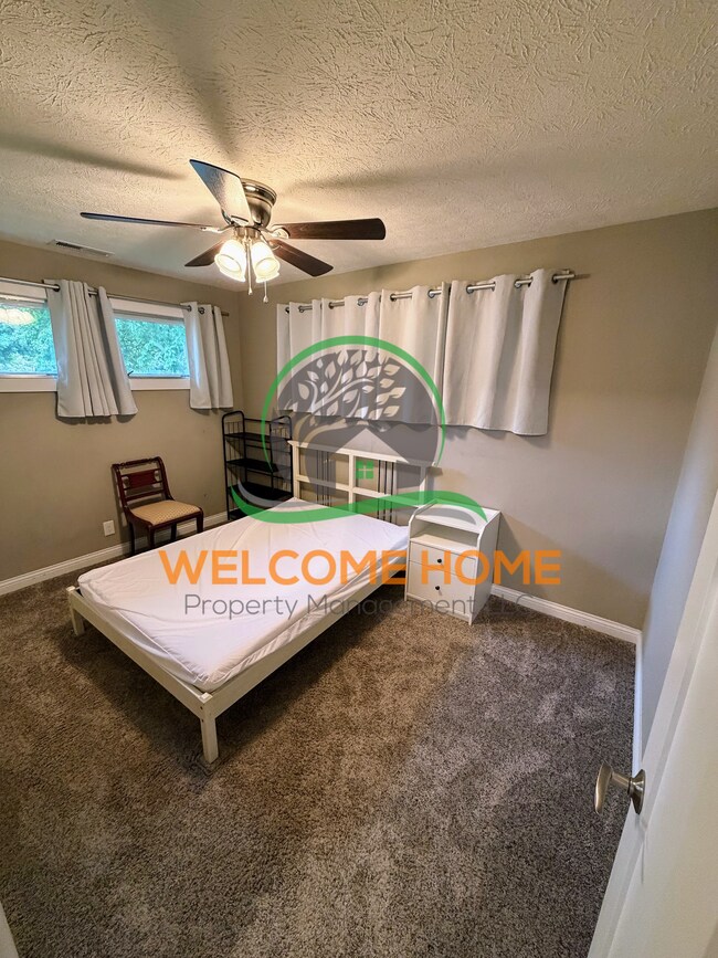 Building Photo - Carlisle Rd