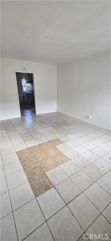 Building Photo - 1095 E Nocta St