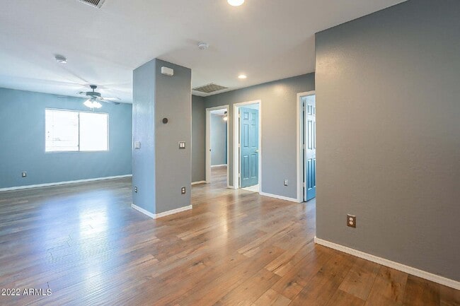 Building Photo - 13241 W Jacobson Dr