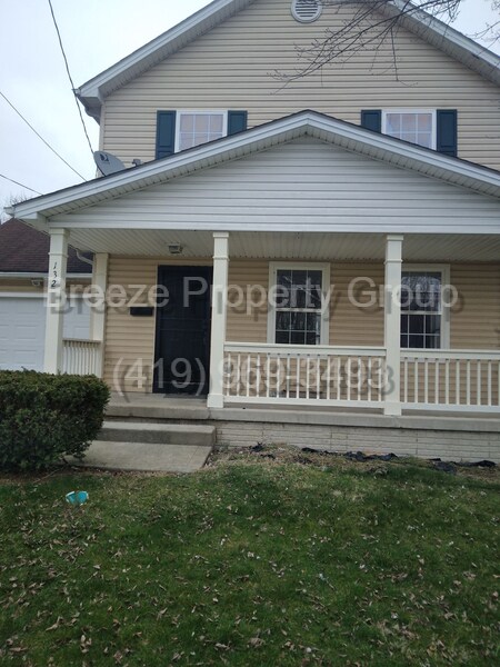 Primary Photo - 132 S Forest Ave