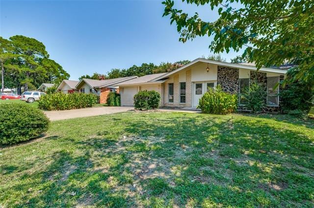 Building Photo - 1311 Willowbrook St