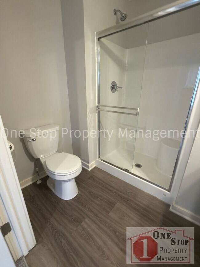 Building Photo - 3 Bedroom / 2.5 Bathroom Townhome in Louisburg, KS!