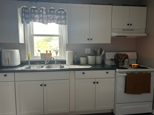 Building Photo - Leck Kill Apartments