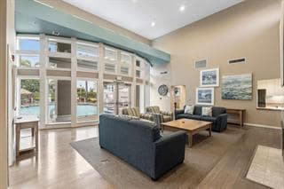 Building Photo - 860 Meridian Bay Ln