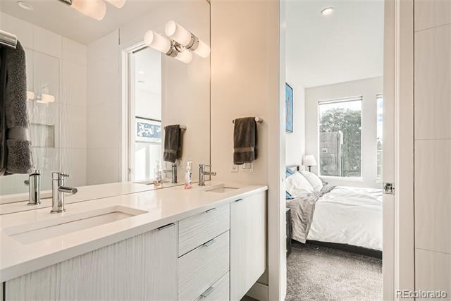 Building Photo - 2416 Eliot St