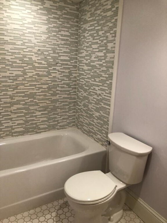 Building Photo - 7 Unity St