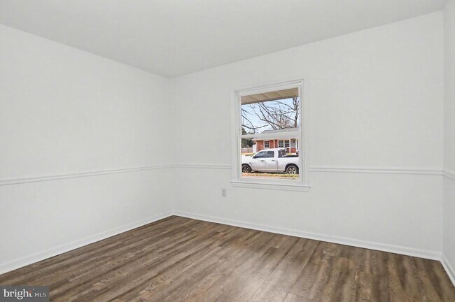 Building Photo - 312 E Gordon St