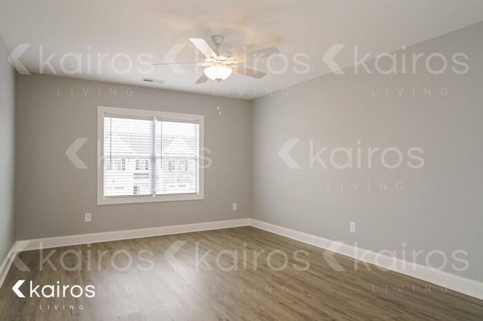 Building Photo - 3708 Oak Leaf Wy