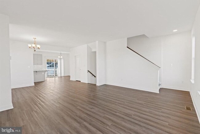 Building Photo - 971 Lorewood Grove Rd