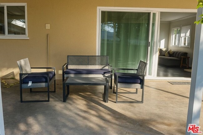 Building Photo - 11257 Collett Ave