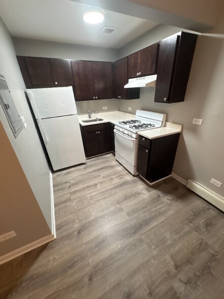 Primary Photo - 3343 Commercial