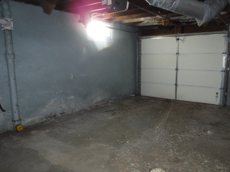 Building Photo - 3617 Penn St