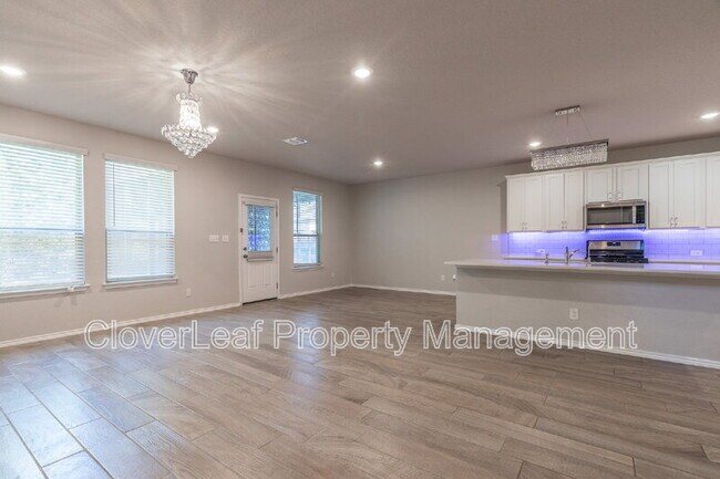 Building Photo - 5043 Segovia Way