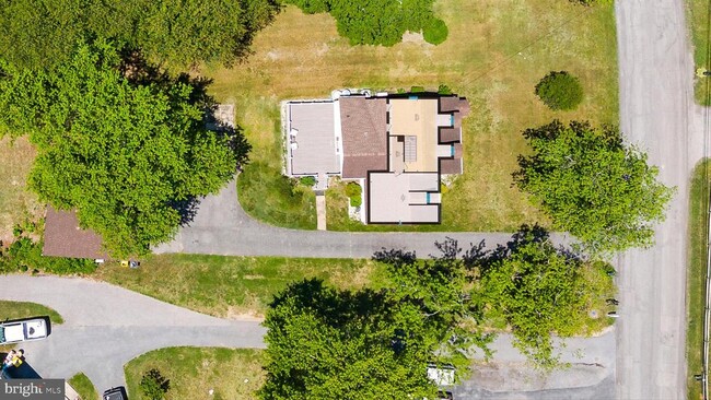 Building Photo - 161 Margate Dr