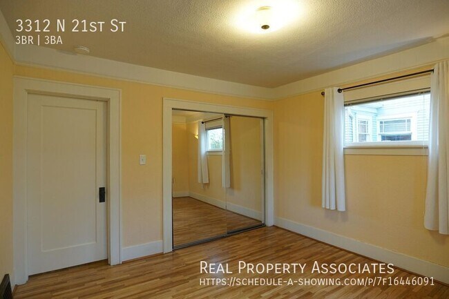 Building Photo - 3312 N 21st St