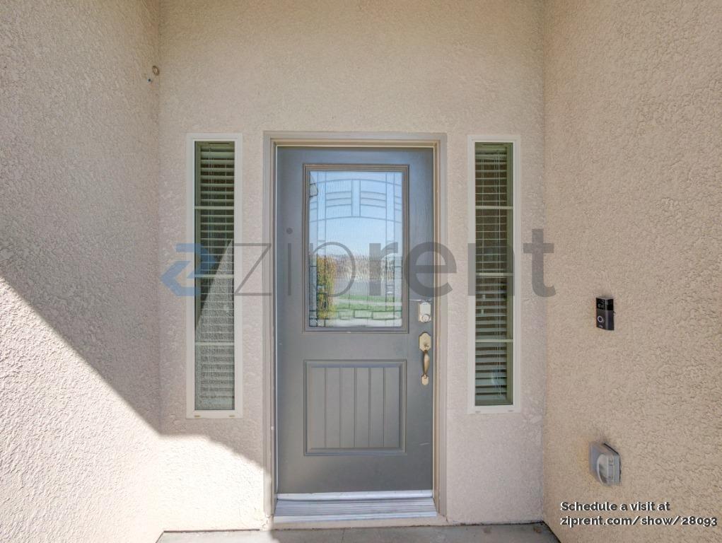 Building Photo - Unit