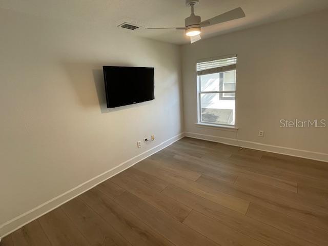 Building Photo - 409 S Westland Ave