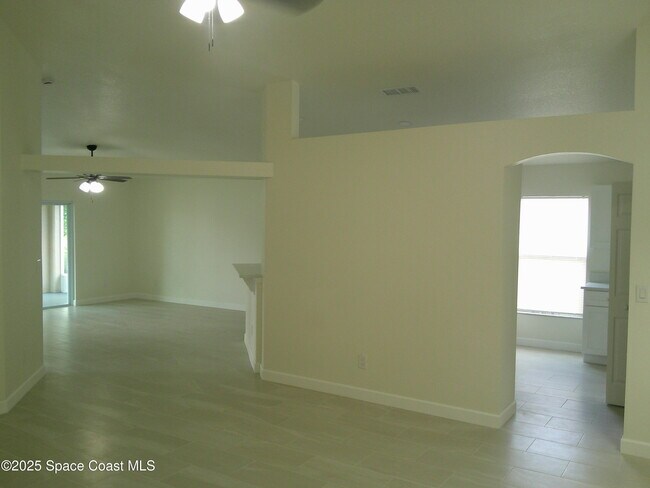 Building Photo - 4049 Wilkes Dr