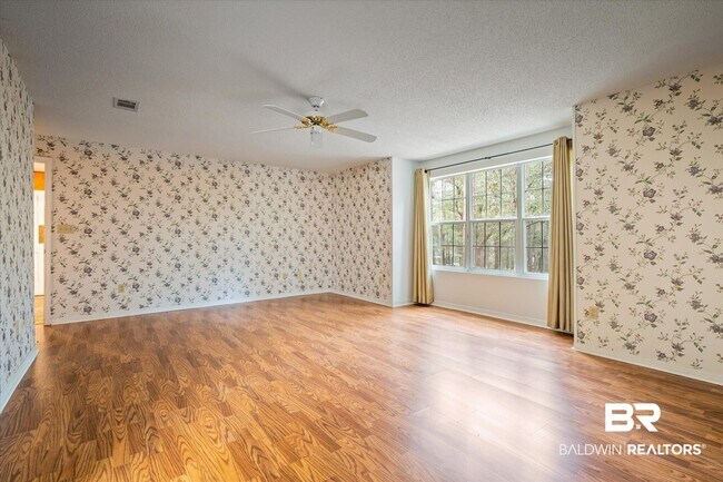 Building Photo - 7300 Cypress Ave