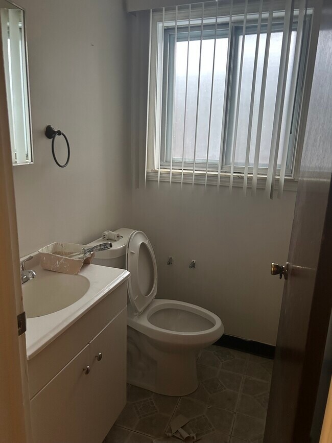 Building Photo - 36158 Weber Dr