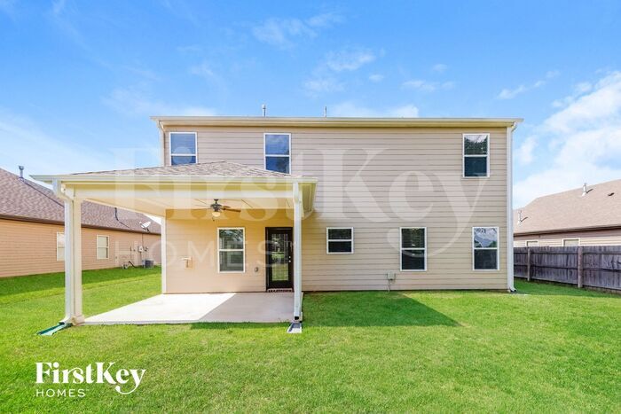 Building Photo - 22851 Sanders Way