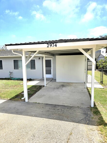 Building Photo - 2974 Sherwin Ave