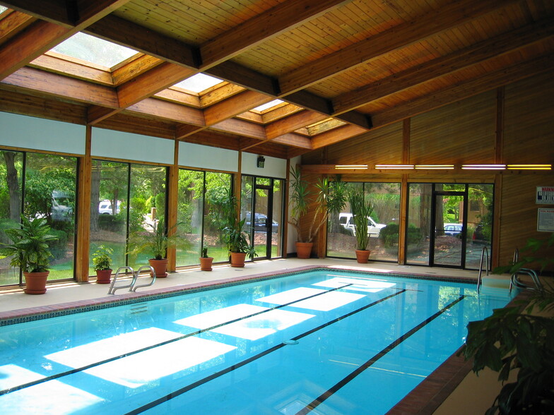 Building Photo - 2859 Shadow Creek Dr