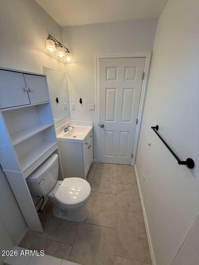 Building Photo - 1134 E 23rd St