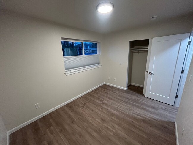 Building Photo - New build Beautiful 3bd, 2bath House in North Tacoma!